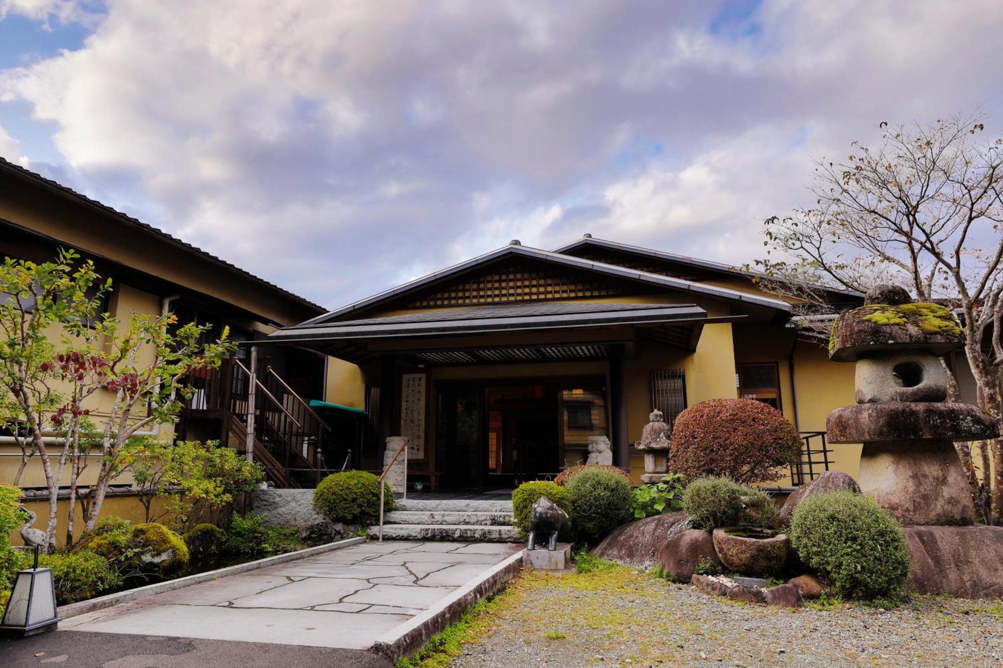 Tatsuta Ryokan Izu  Eksteriør bilde